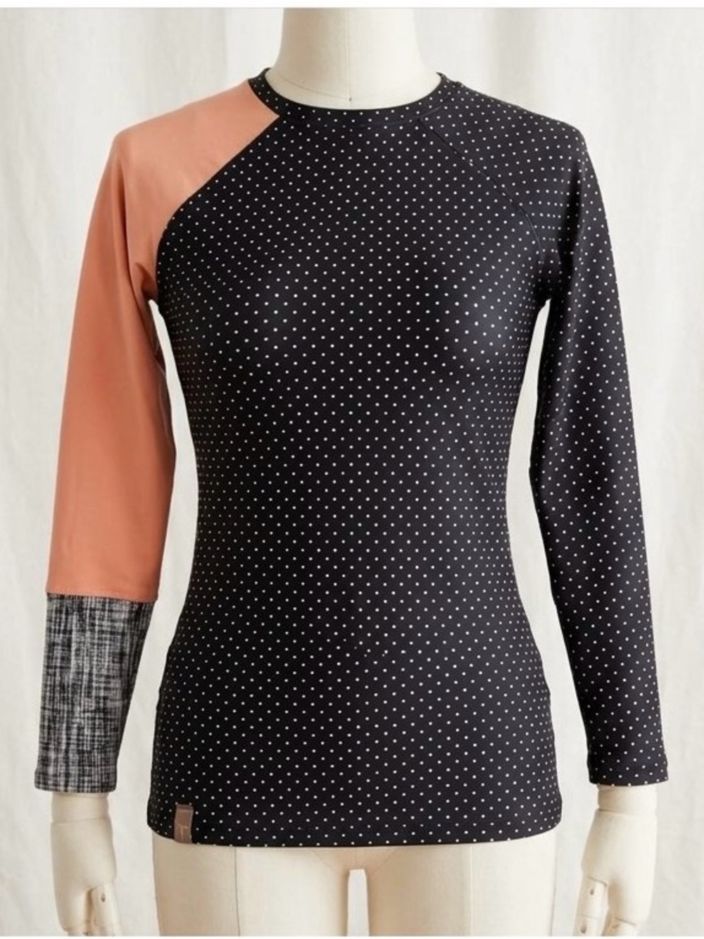 Seea Doheny Rashguard Black Dot Polka Colorblock Surf Top (M) NWOT Archival!